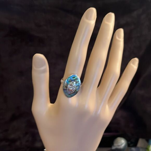 Abalone Shell Solitaire Ring in Sterling Silver and Detail Sz 9 - Picture 11 of 13